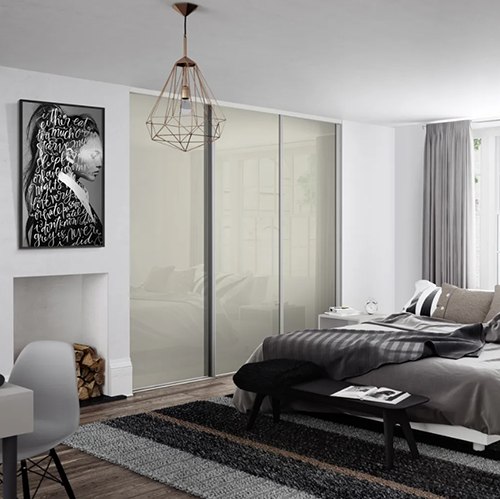 Made-to-measure sliding wardrobe doors in a bedroom